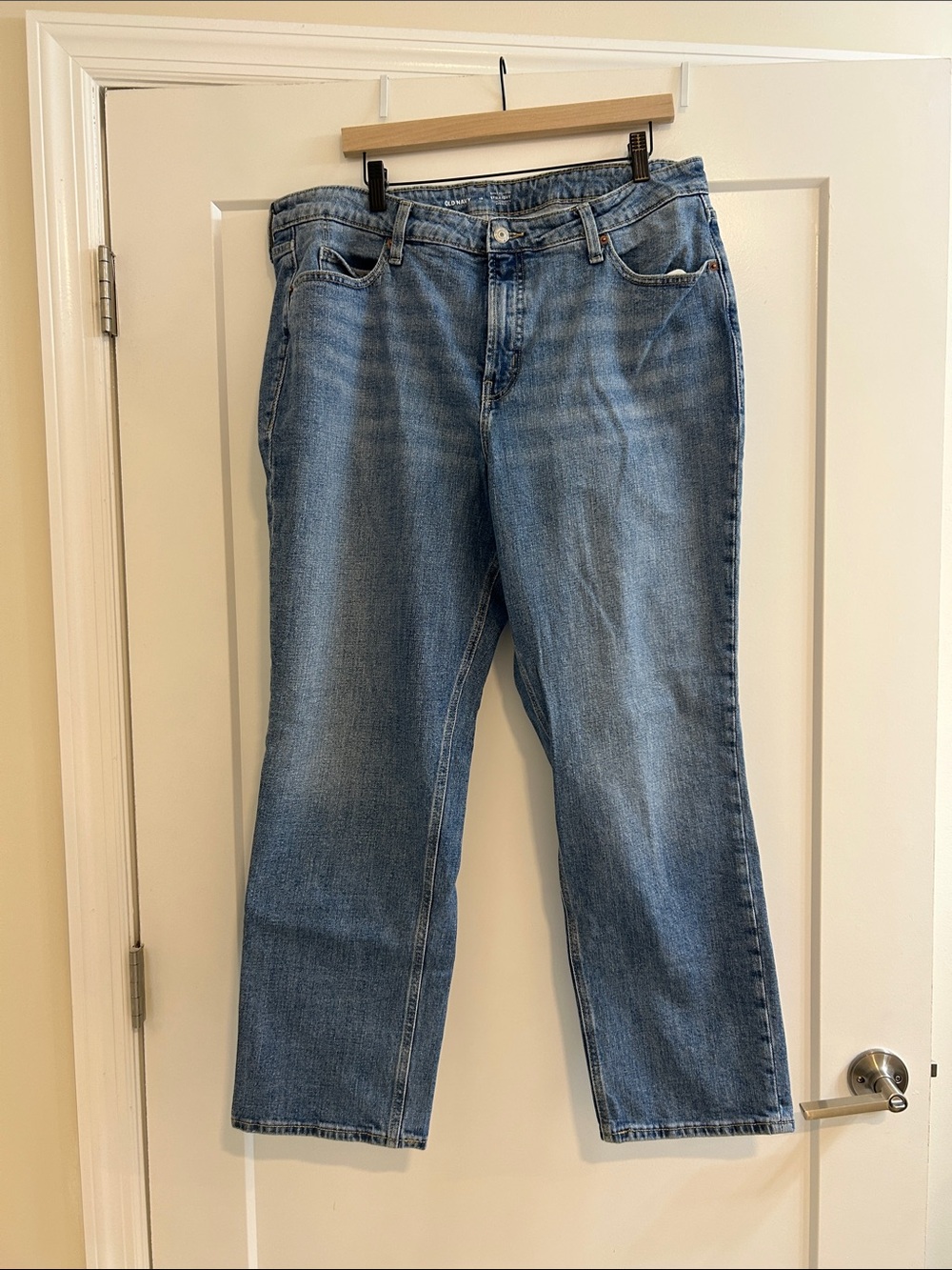 Old Navy Extra High Rise Straight Jeans